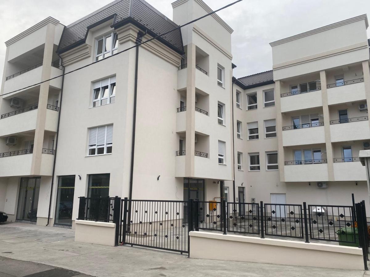 Apartman Mdb Lux Subotica Exteriér fotografie